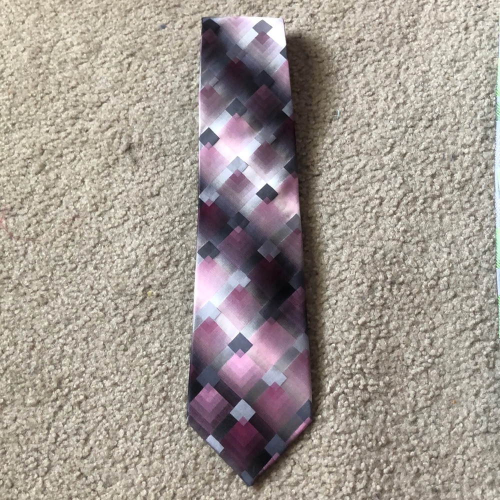 Van Heusen Light pink and Black Tie